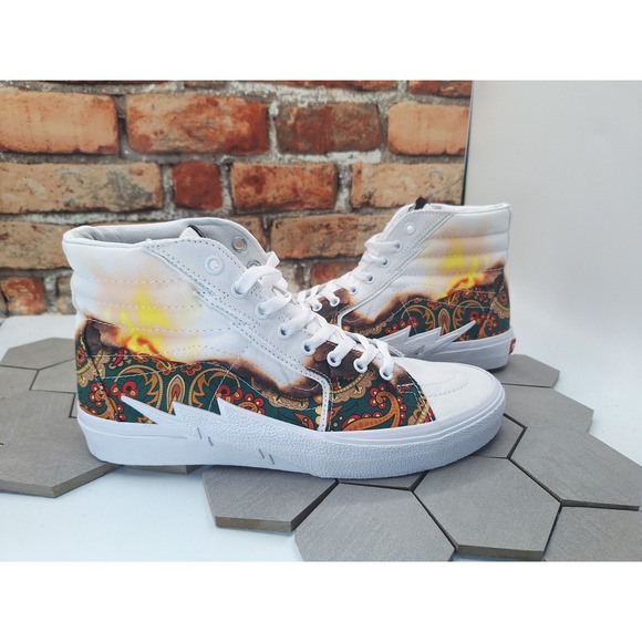 Vans Other - Vans Sk8-Hi Bolt Big Reveal Taos White Volcano Graphic Tan Men's‎ Sz 10 Rare